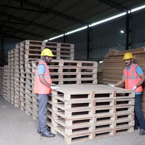 Wooden Pallets and Boxes (3)